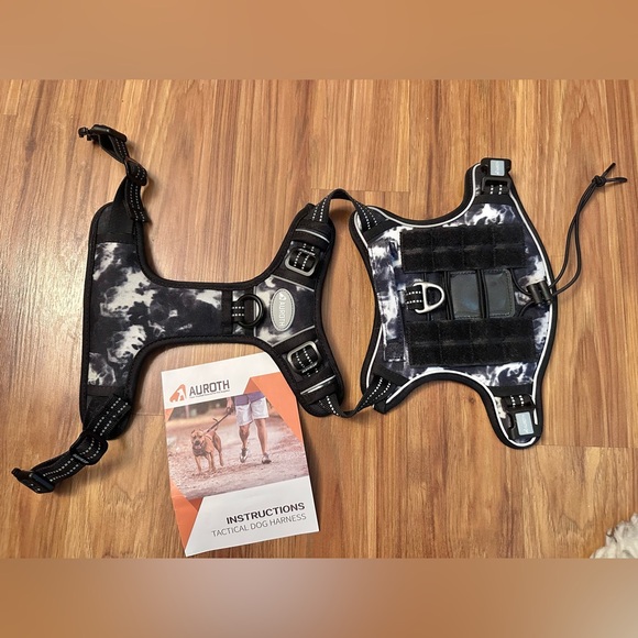 Dog Tactical Harness - Picture 3 of 12